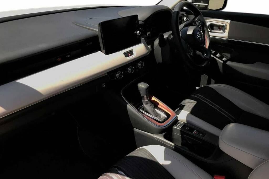 Honda Hr-V 1.5 Ehev Advance Style Cvt KO73TVW White #2