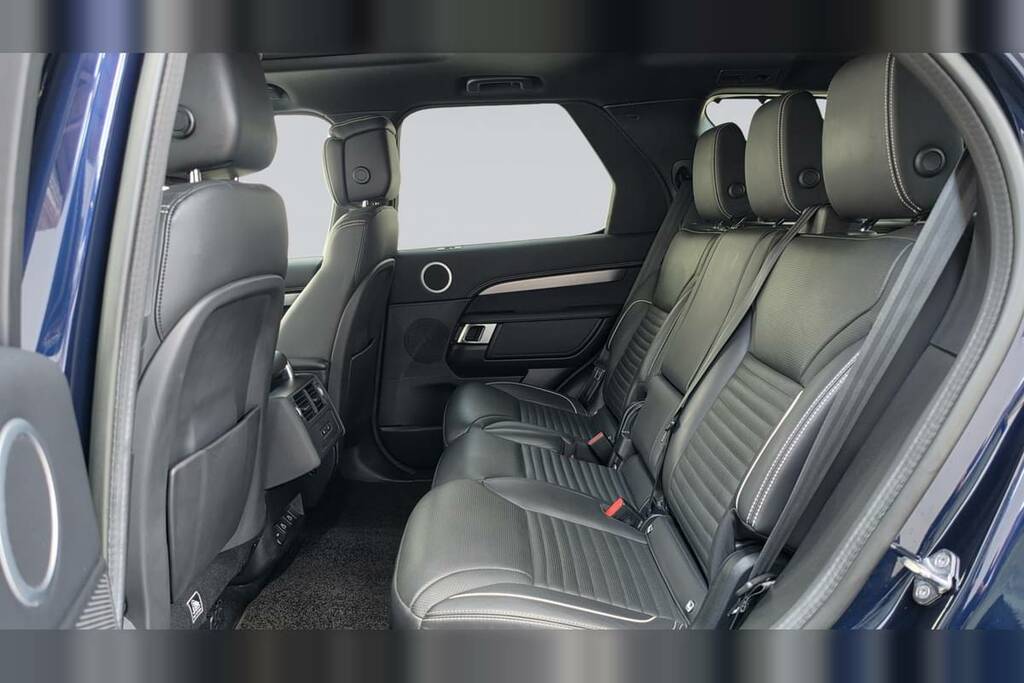 Land Rover Discovery 3.0 D300 R-dynamic Hse BL22MKV Blue #4
