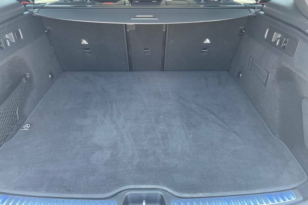 Mercedes-Benz GLC Class 43 4Matic Premium Plus Mct White #2
