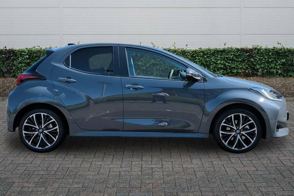 Toyota Yaris 1.5 Hybrid Design Cvt KN26OHH Grey #5