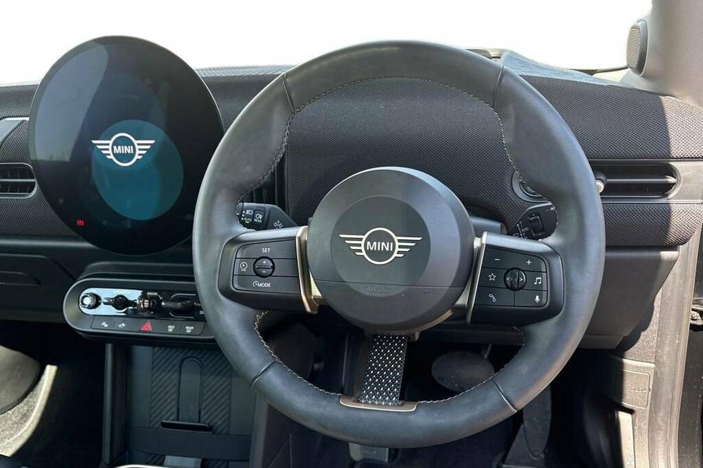 Mini Hatch 1.5 C Classic AJ24TLK Black #5