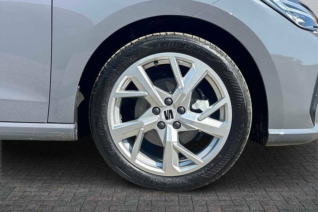 Seat Ibiza 1.0 Tsi 115 Fr First Edition Dsg Grey #5