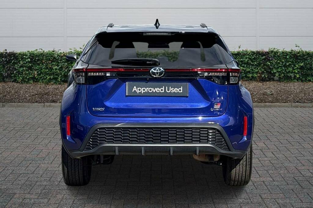 Toyota Yaris Cross 1.5 Hybrid 130 Gr Sport Cvt Blue #4