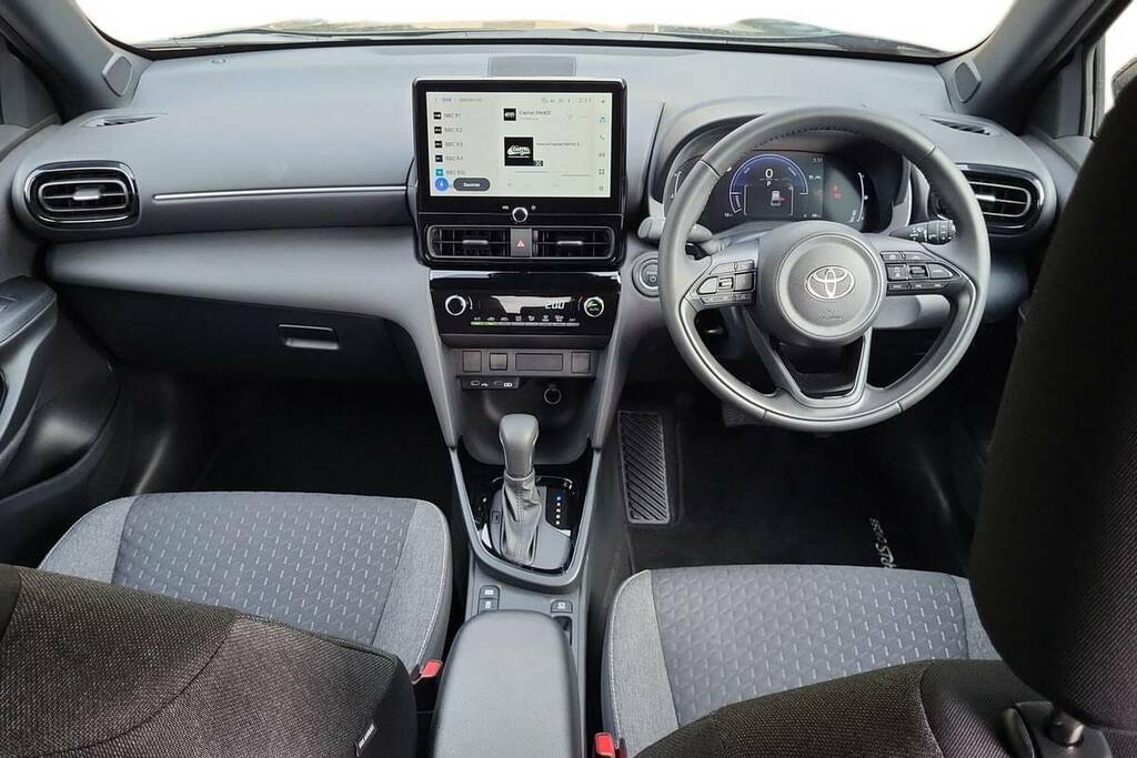 Toyota Yaris Cross 1.5 Hybrid 130 Design Cvt Safety Pack Blue #6
