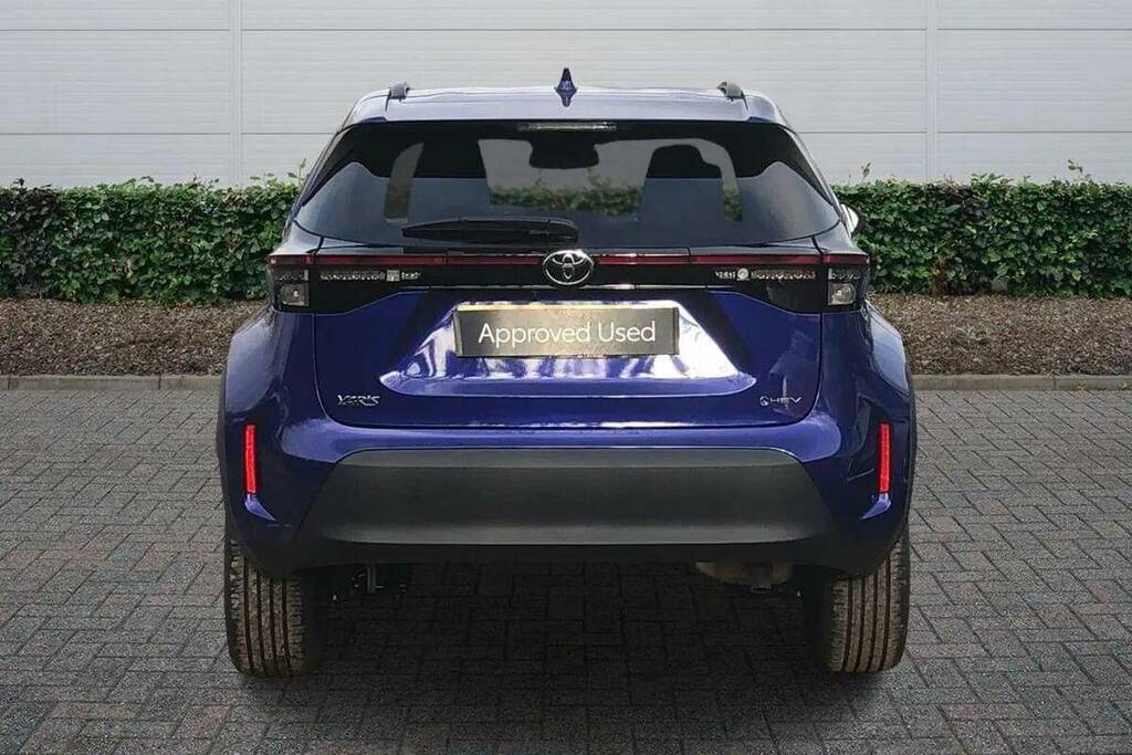Toyota Yaris Cross 1.5 Hybrid 130 Design Cvt Safety Pack Blue #5