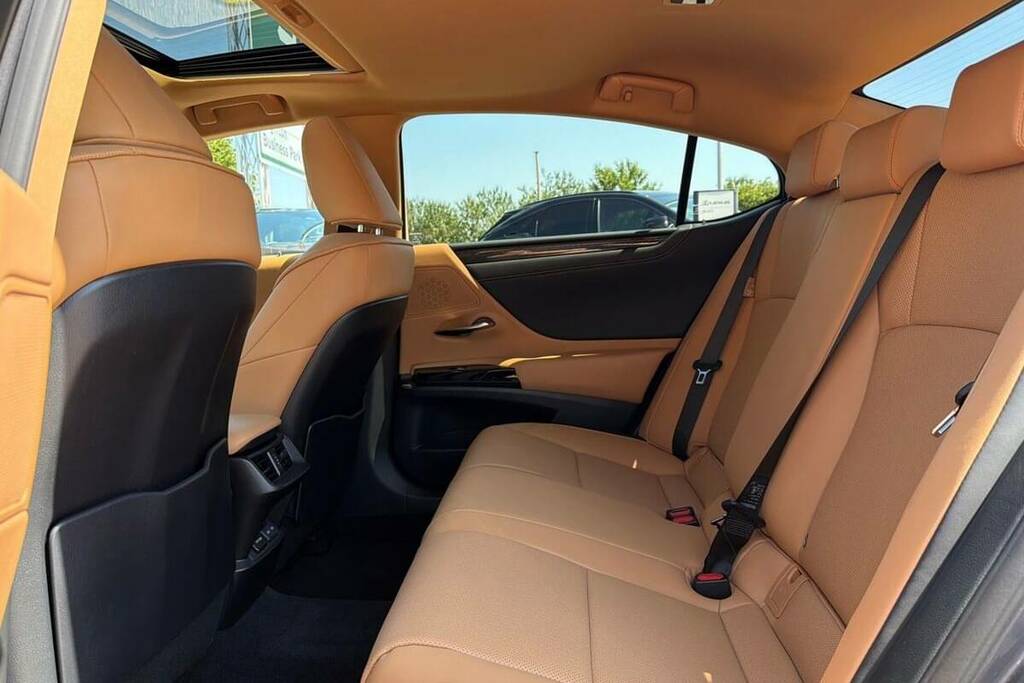 Lexus ES 2.5 300H Takumi Saloon Hybrid E-cvt Eur Grey #15