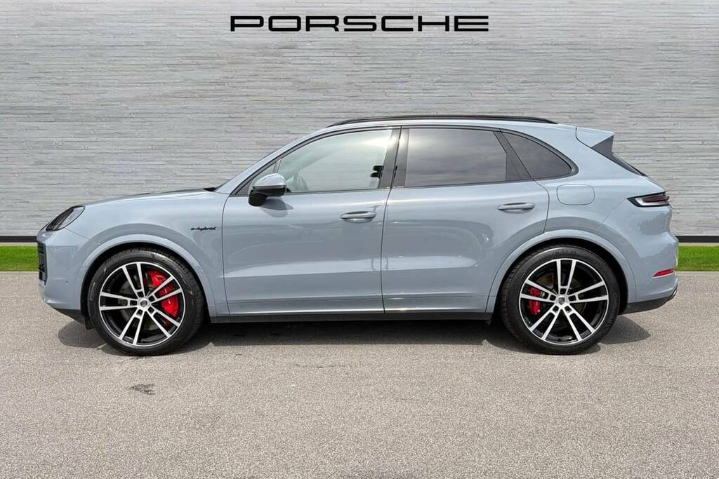 Porsche Cayenne Turbo E-hybrid Tiptronic S Grey #2