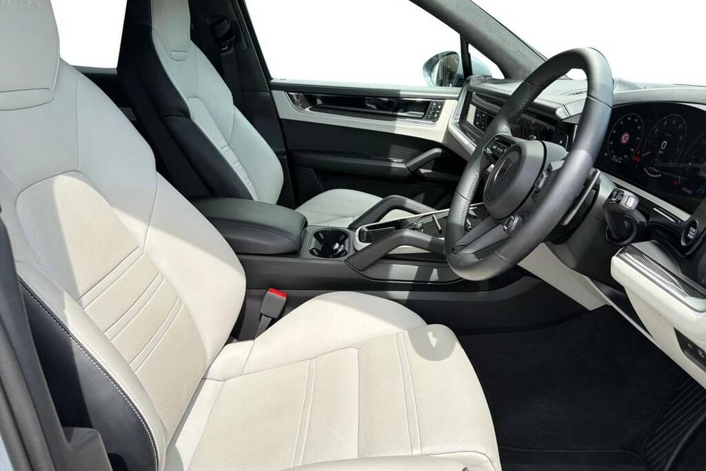 Porsche Cayenne Turbo E-hybrid Tiptronic S Grey #5