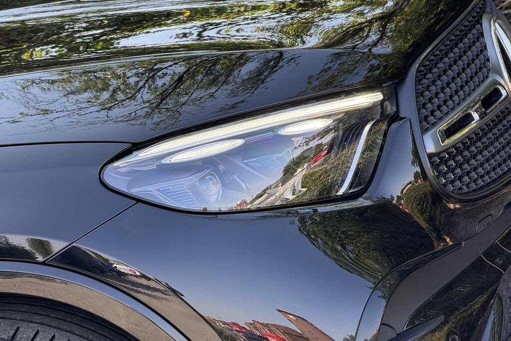 Mercedes-Benz GLC Class 220D 4Matic Amg Line Premium 9G-tronic Black #5