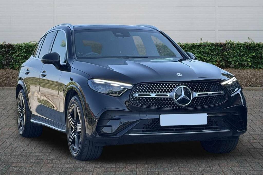 Mercedes-Benz GLC Class 220D 4Matic Amg Line Premium 9G-tronic Black
