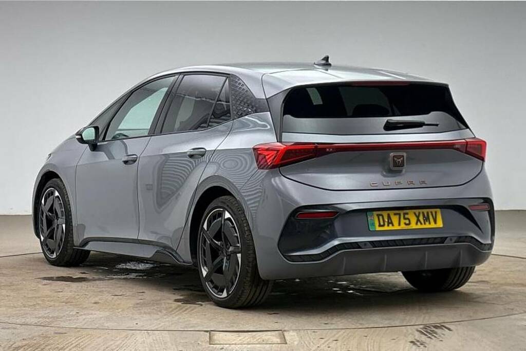 Cupra Born 170Kw E-boost V2 59Kwh Grey #3