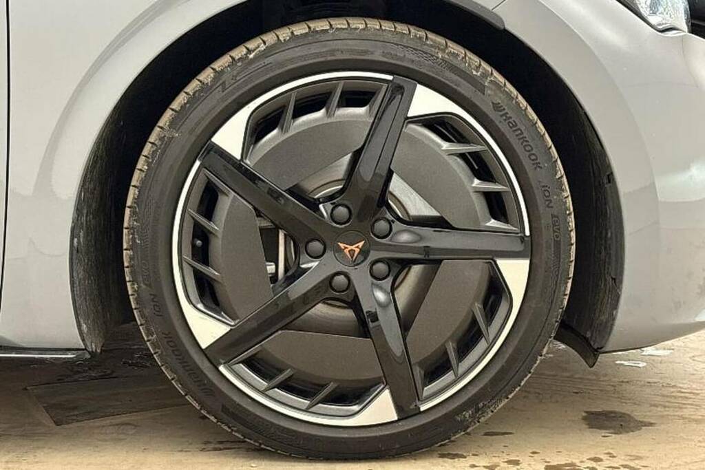 Cupra Born 170Kw E-boost V2 59Kwh Grey #5
