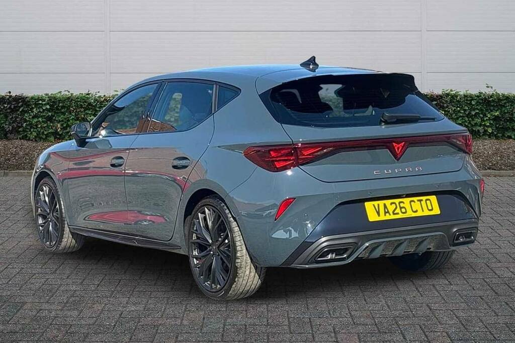 Cupra Leon 1.5 Etsi 150 Shadow Edition Dsg VA26CTO Blue #3