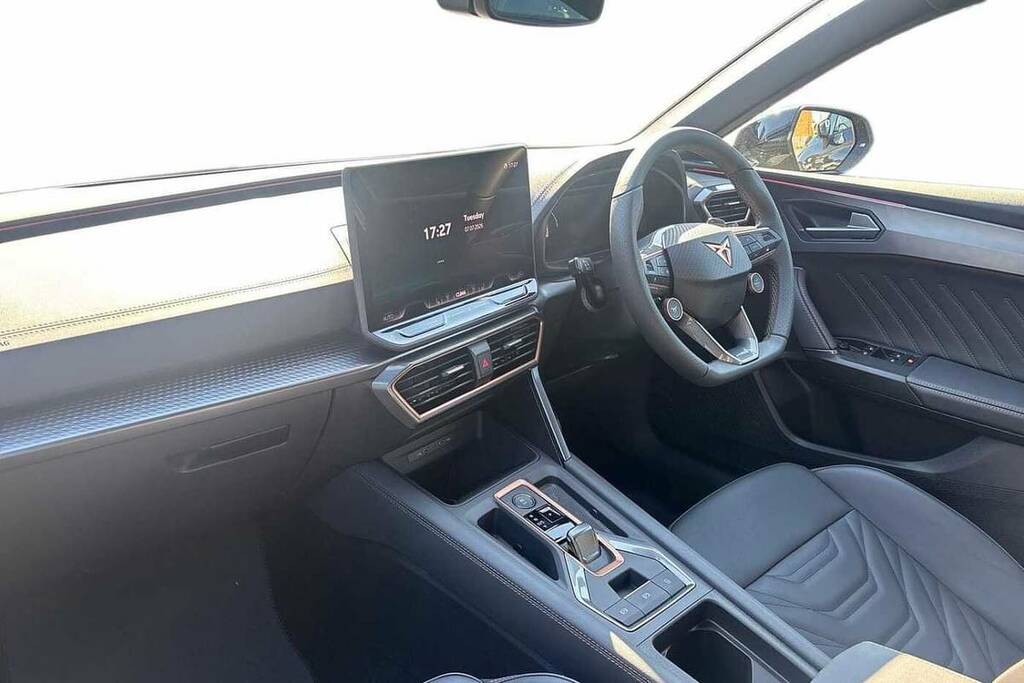 Cupra Leon 1.5 Etsi 150 Shadow Edition Dsg VA26CTO Blue #2