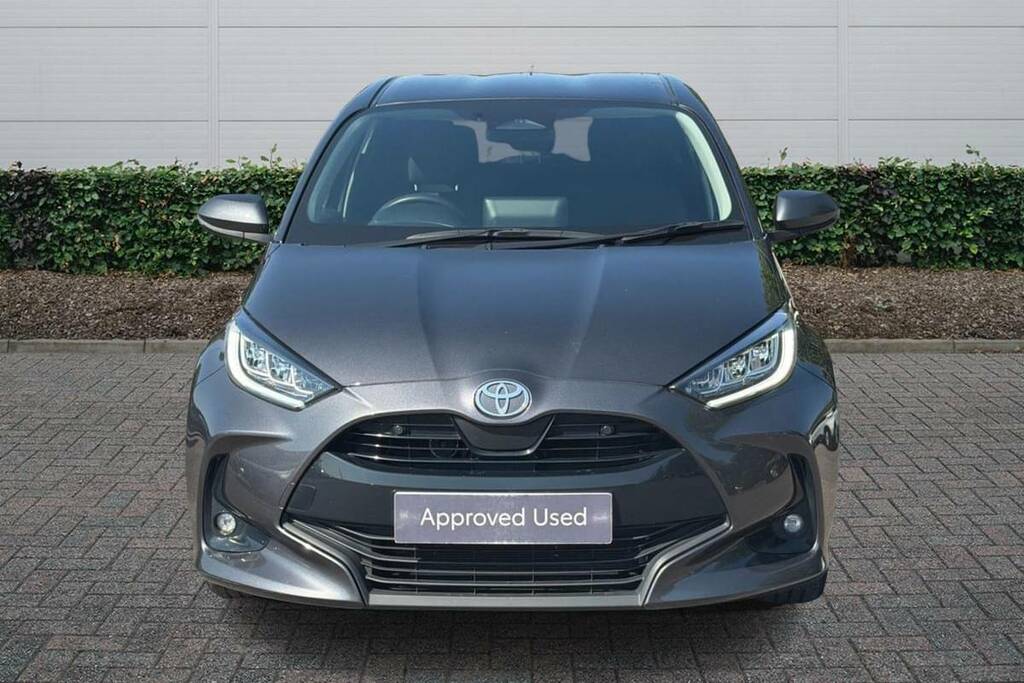 Toyota Yaris 1.5 Hybrid Design Cvt Grey #3