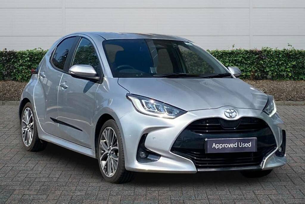 Toyota Yaris 1.5 Hybrid Excel Cvt Silver