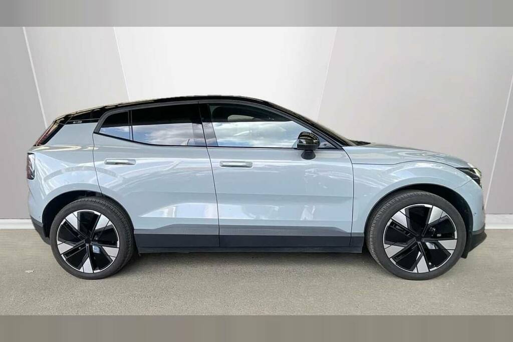 Volvo EX30 200Kw Sm Extended Range Ultra 69Kwh BJ25XLG Grey #2