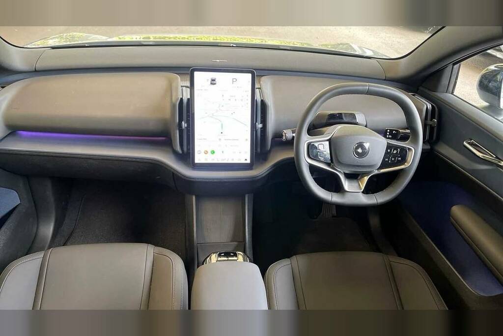 Volvo EX30 200Kw Sm Extended Range Ultra 69Kwh BJ25XLG Grey #4