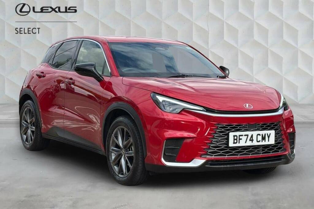 Lexus LBX 1.5 Premium Plus E-cvt Red