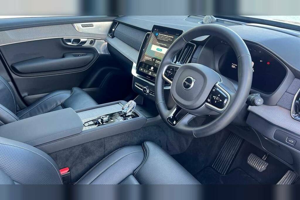 Volvo XC90 2.0 B5p Ultra Dark Awd Geartronic Silver #4