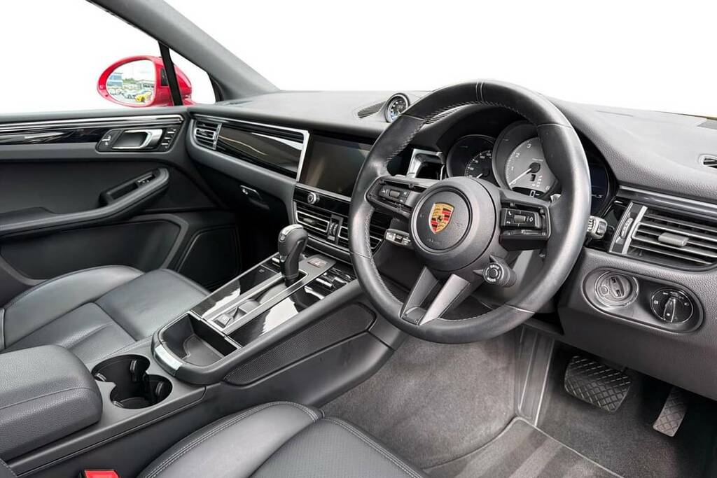 Porsche Macan S Pdk Red #4