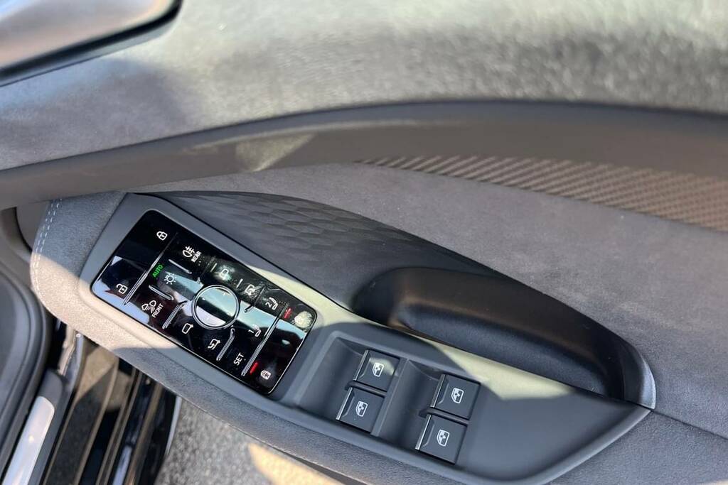 Audi A6 Avant 2.0 E-hybrid Quattro 299 Edition 1 S Tronic Black #5