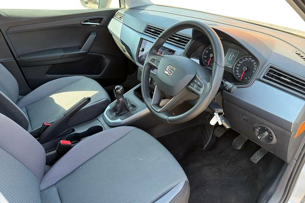 Seat Arona 1.0 Tsi Se Technology Ez DA20KFY Silver #4