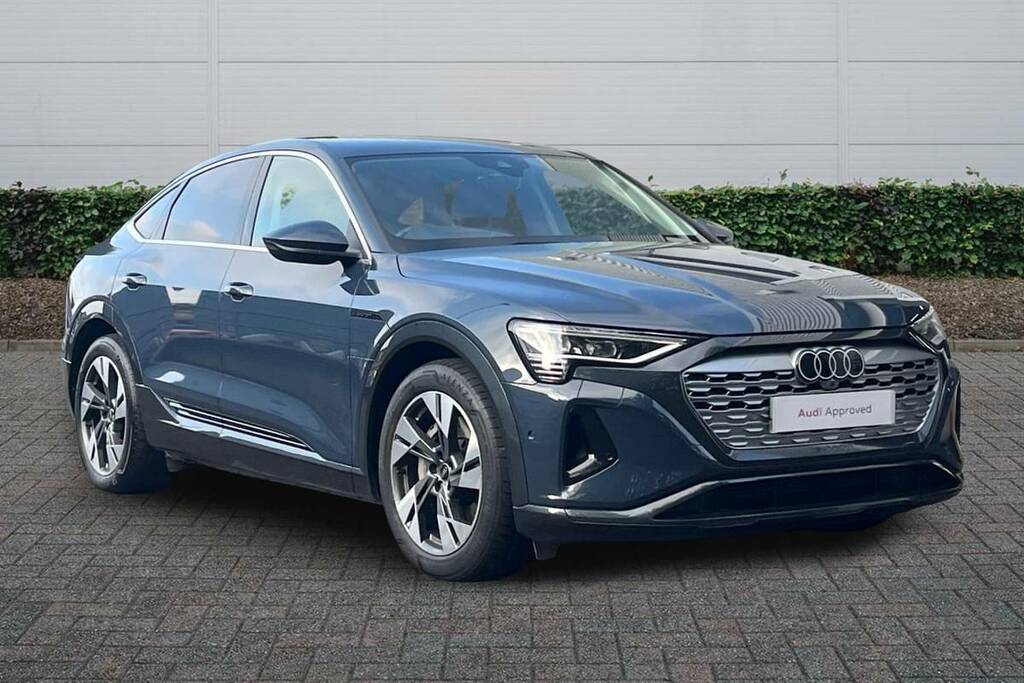 Audi Q8 e tron 250Kw 50 Quattro 95Kwh Sport Blue