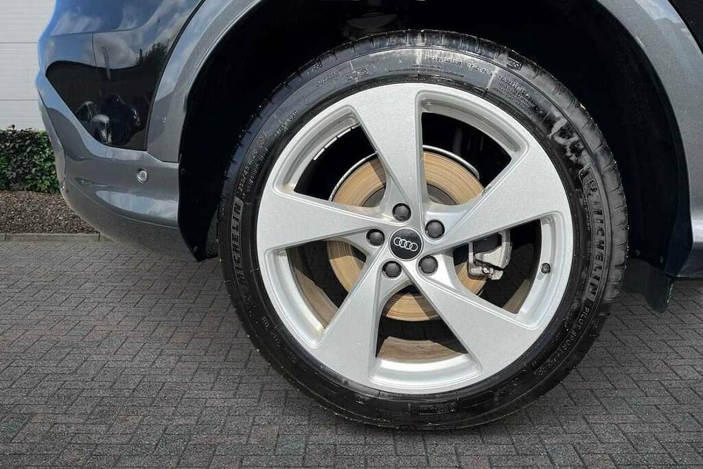 Audi Q5 2.0 Tdi Quattro S Line S Tronic VK75RGX Black #5