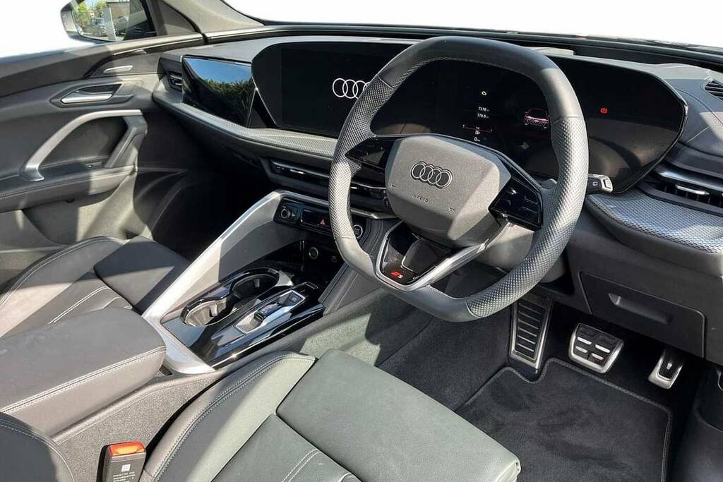 Audi Q5 2.0 Tdi Quattro S Line S Tronic VK75RGX Black #6