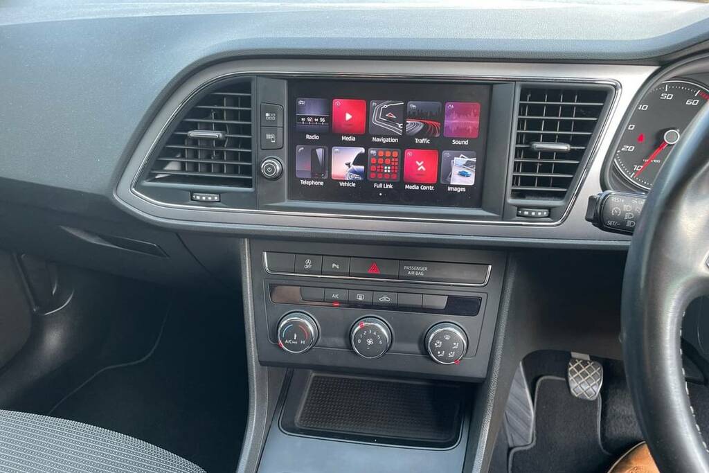 Seat Leon 1.5 Tsi Evo Se Dynamic Ez Black #3