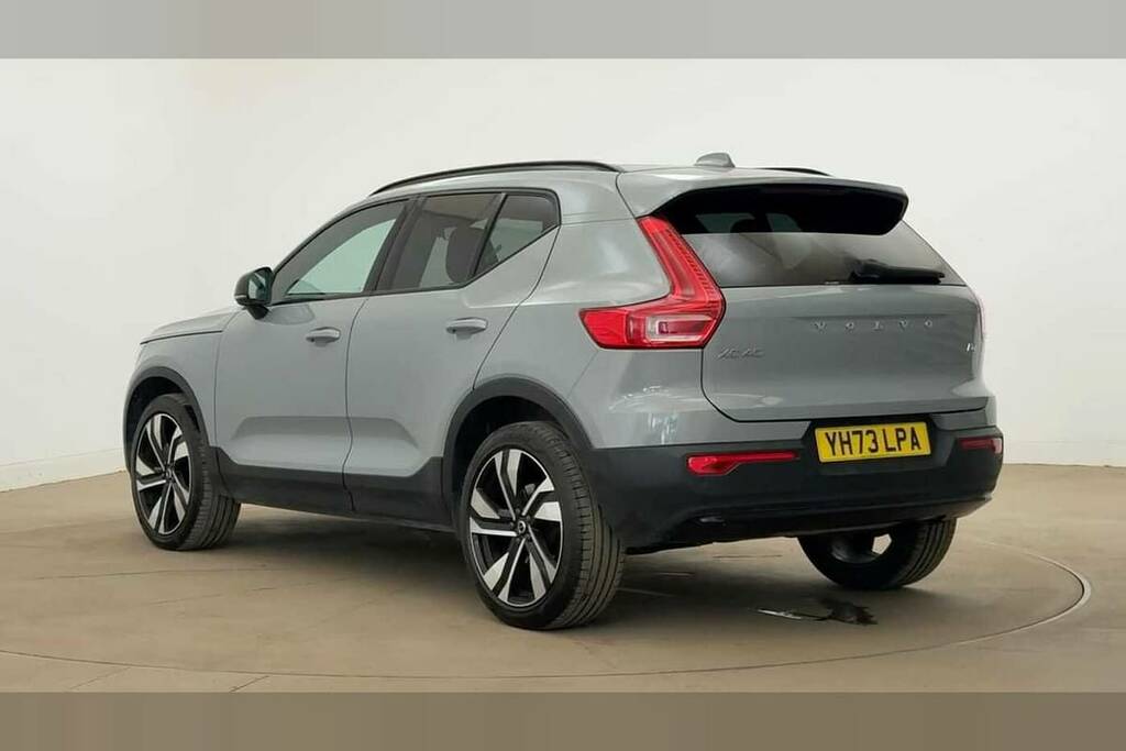 Volvo XC40 2.0 B4p Ultimate Dark Grey #3