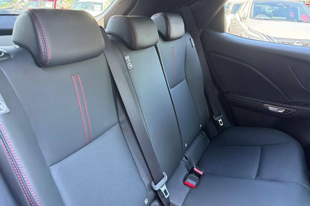 Lexus LBX 1.5 Vvt-ie Premium E-cvt Euro 6 Ss Silver #15