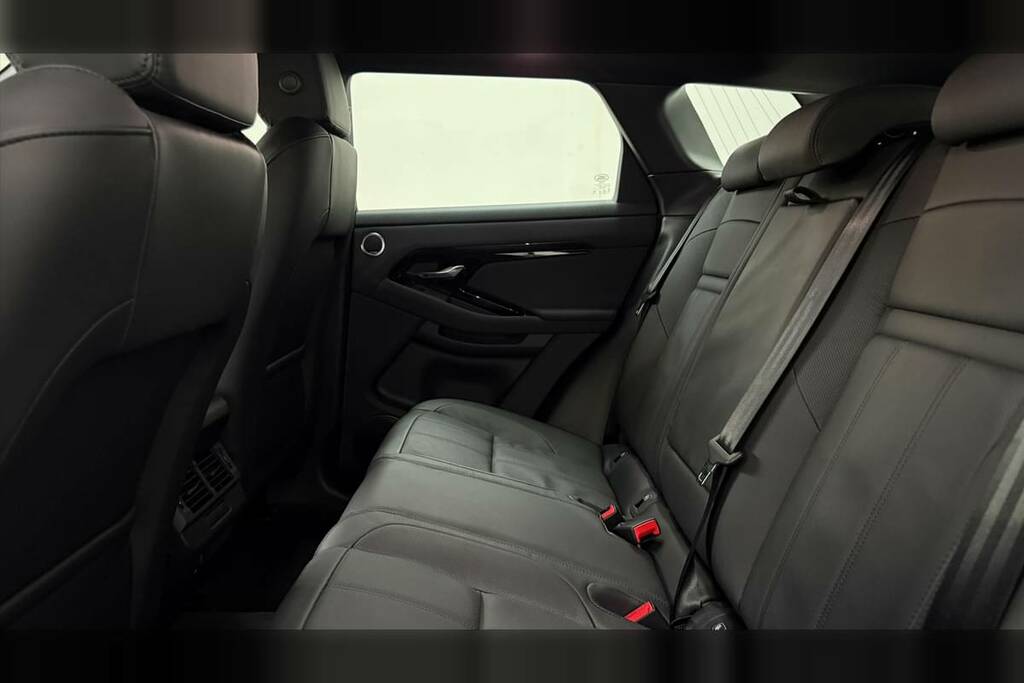 Land Rover Range Rover Evoque 1.5 P270e S Black #4