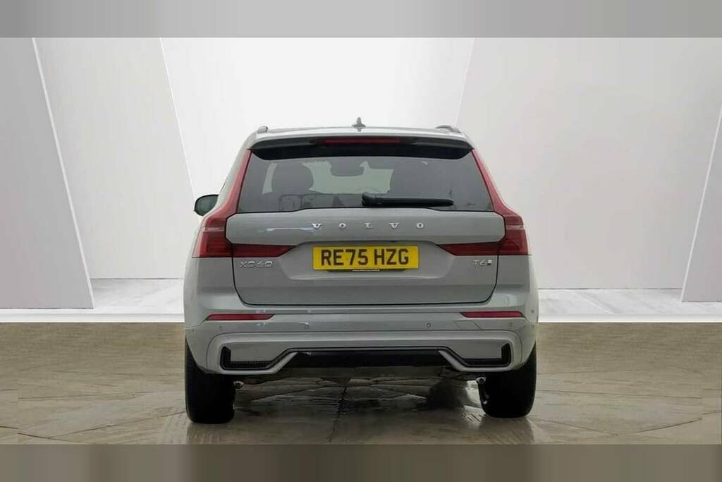 Volvo XC60 2.0 T6 350 Phev Plus Dark Awd Geartronic Grey #4