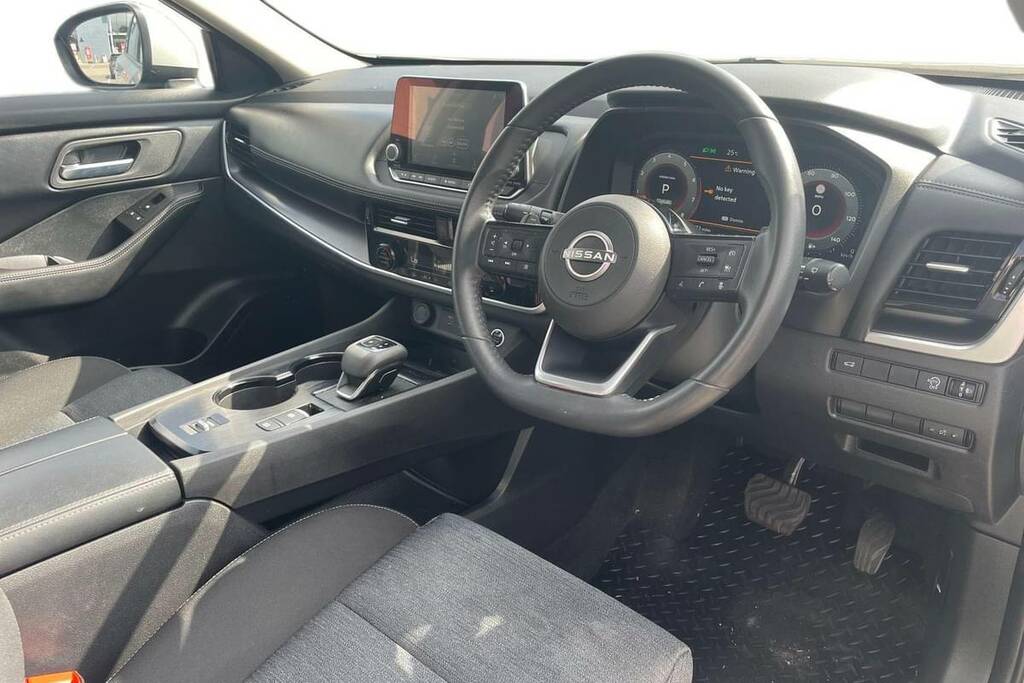 Nissan X-Trail 1.5 Mhev 163 Acenta Premium 7 Seat Xtronic  Silver #4