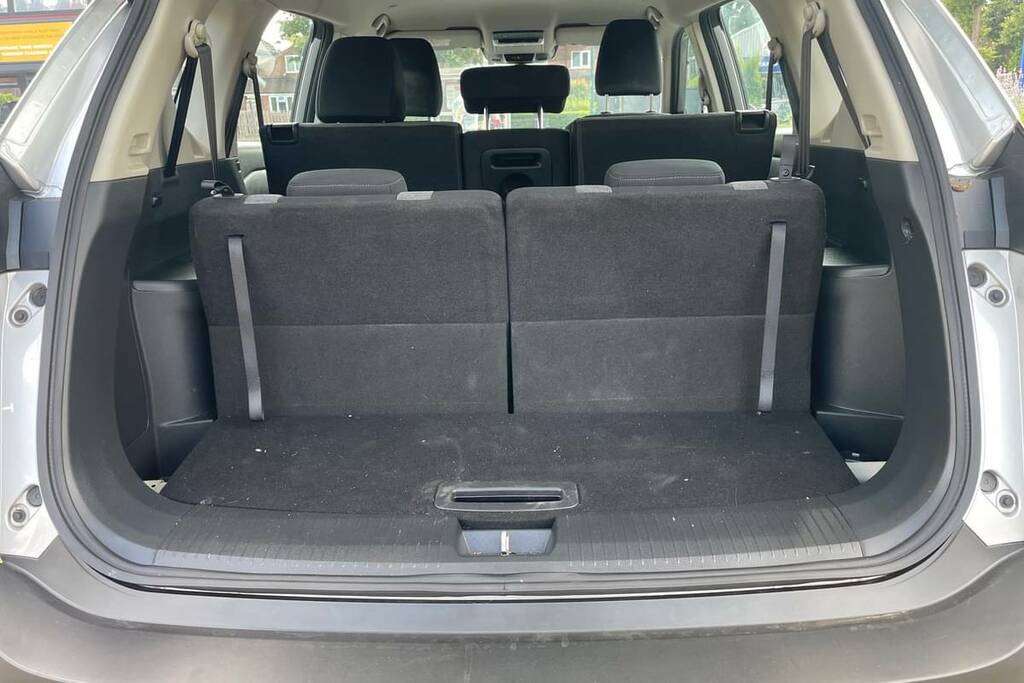 Nissan X-Trail 1.5 Mhev 163 Acenta Premium 7 Seat Xtronic  Silver #2