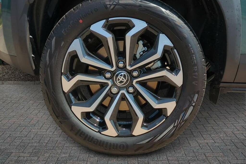 Toyota Yaris Cross 1.5 Hybrid 130 Design Cvt VE26DCF Green #6