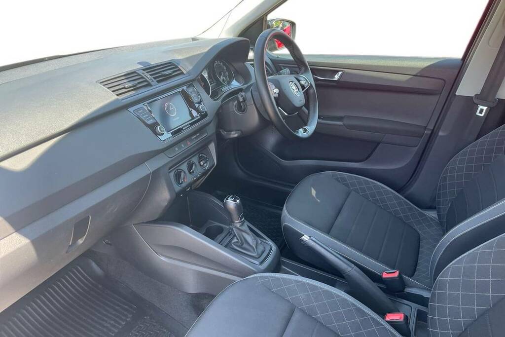 Skoda Fabia 1.0 Se Tsi Dsg 94 Bhp White #19