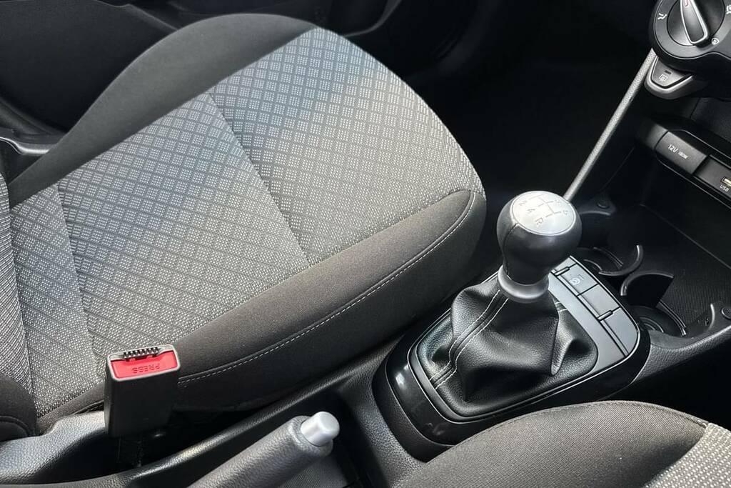 Kia Picanto 1.0 2 Red #5