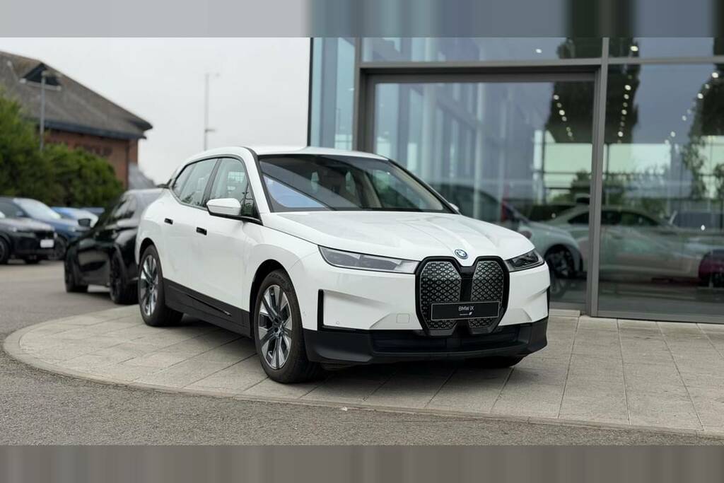 2022 BMW iX
