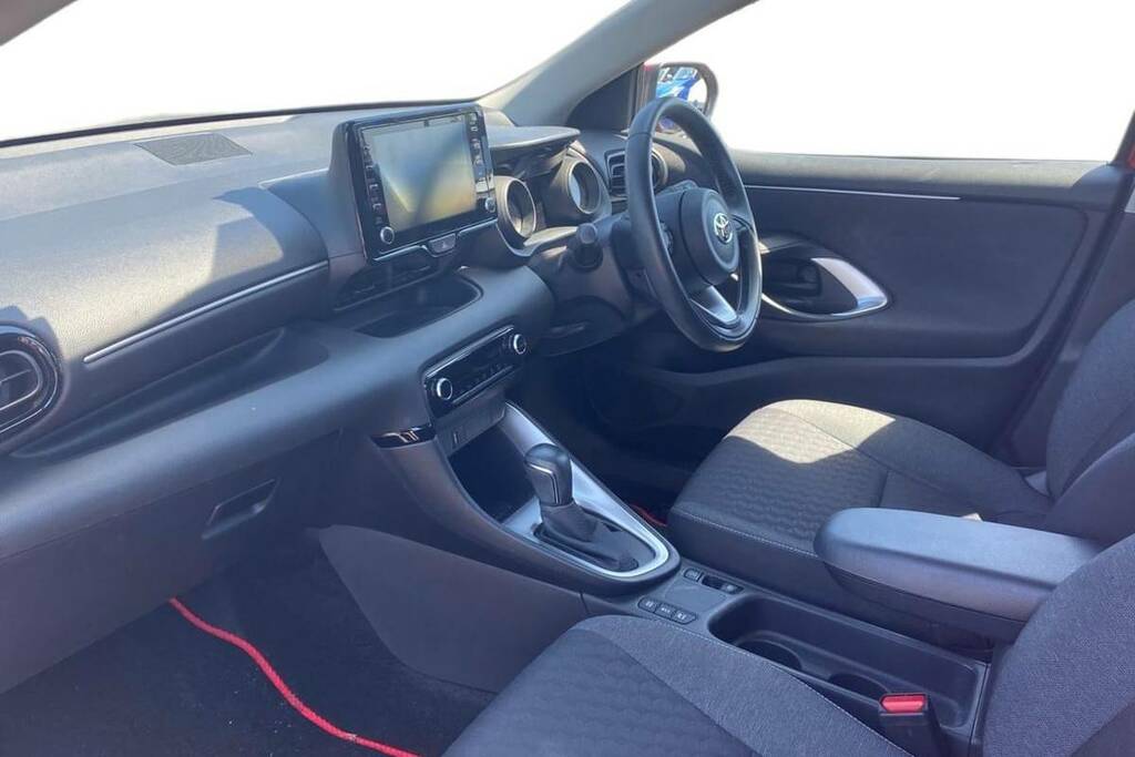 Toyota Yaris 1.5 Hybrid Excel Cvt Hatchback Grey #7