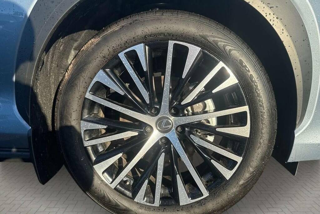 Lexus RZ 300E 150Kw Premium 71 Kwh 20 Wheels FV75VCG  #6