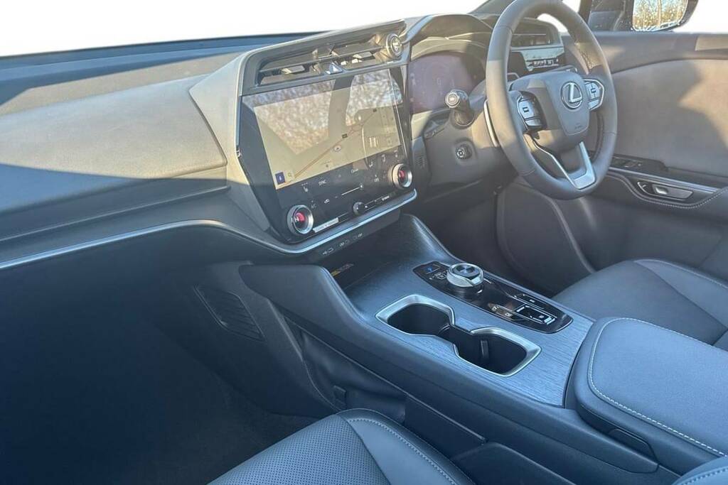 Lexus RZ 450E 230Kw Direct4 Urban 71 Kwh Silver #7
