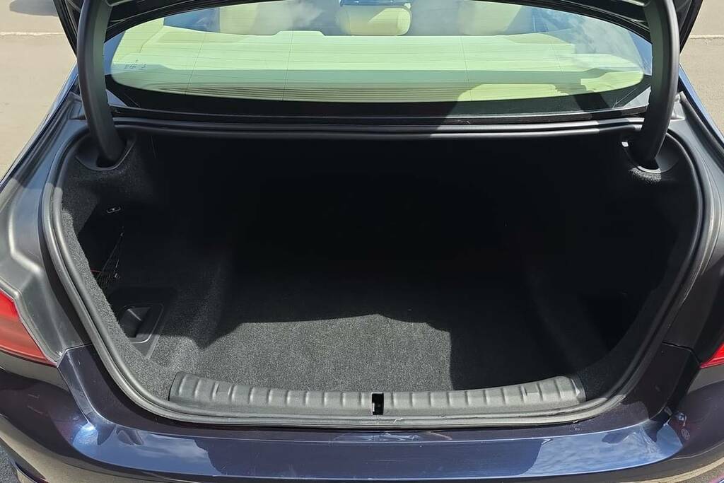 BMW 5 Series 530I Se Blue #2