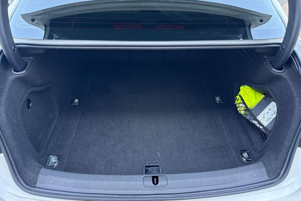Audi A4 Avant 35 Tfsi S Line S Tronic White #2