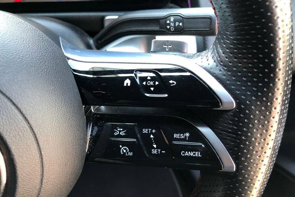 Mercedes-Benz GLB Class Suv Black #10