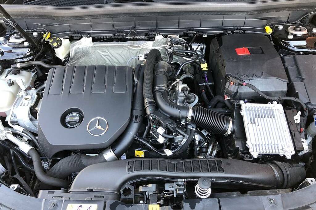 Mercedes-Benz GLB Class Suv Black #5