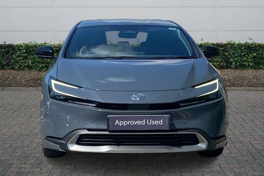 Toyota Prius 2.0 Phev Design Cvt #3