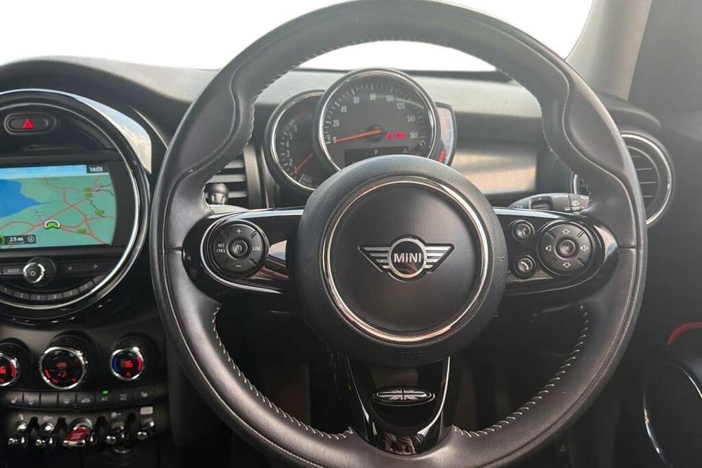 Mini Hatch 1.5 Cooper Exclusive II Orange #5
